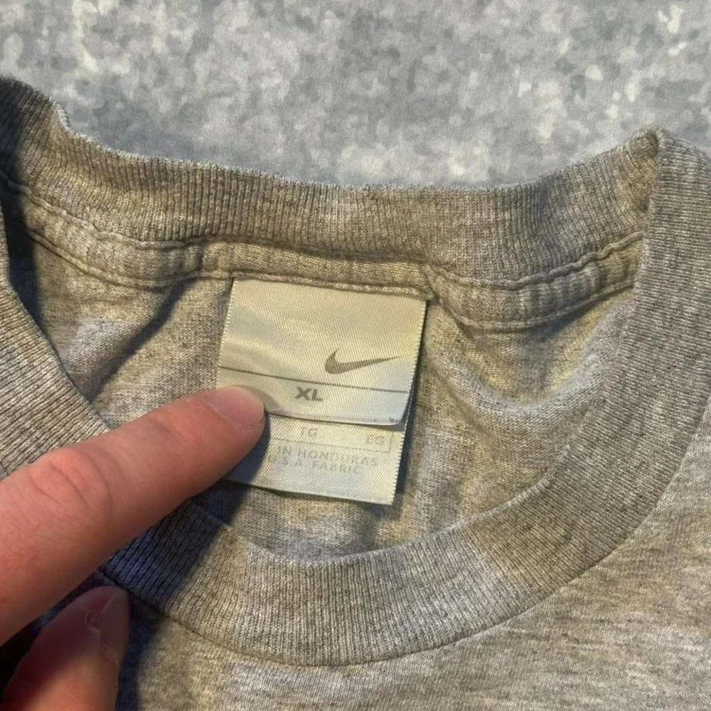 Y2K Nike Basketball Gray T-shirt Men's XL - Picture 3 of 5